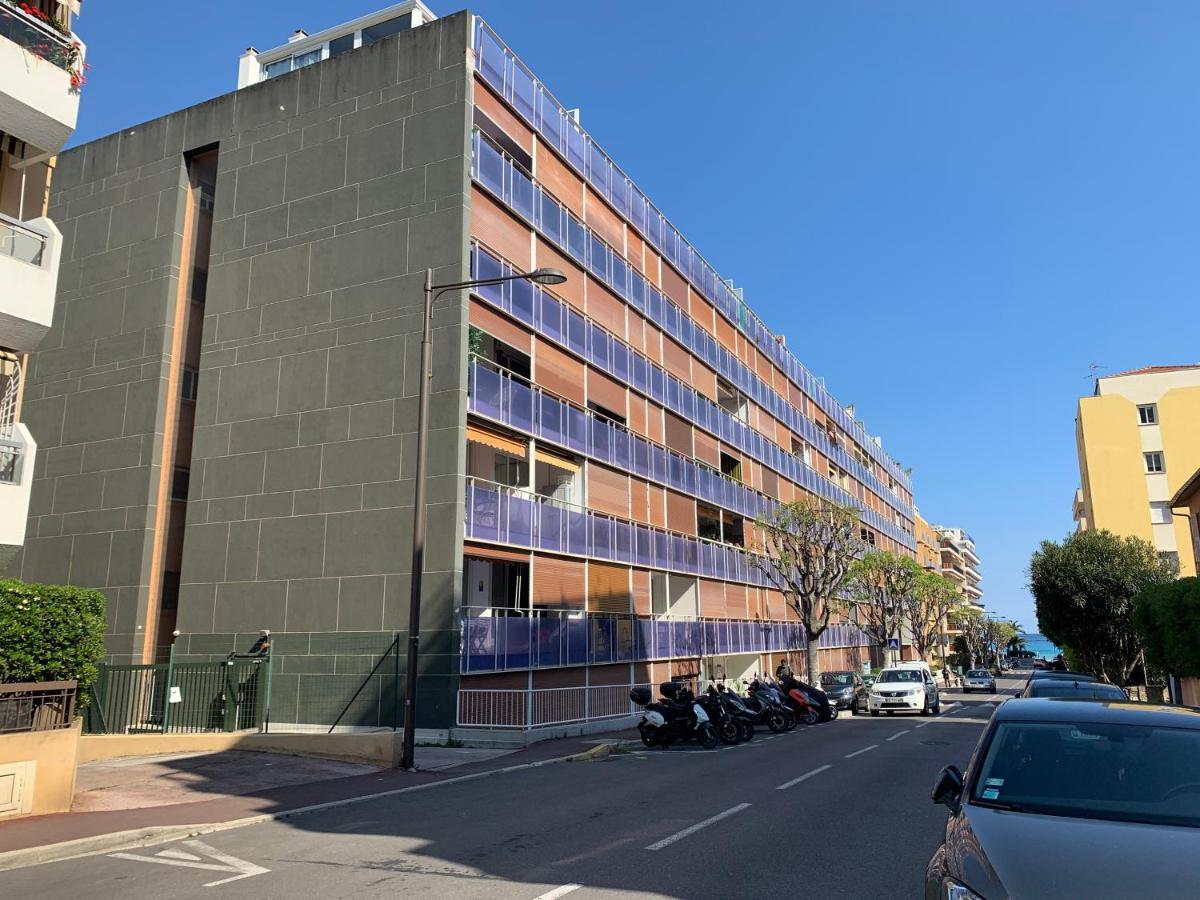 Chaleureux Studio, 200M De La Plage, Parking, Wifi 罗克布吕讷-卡普马丹 外观 照片