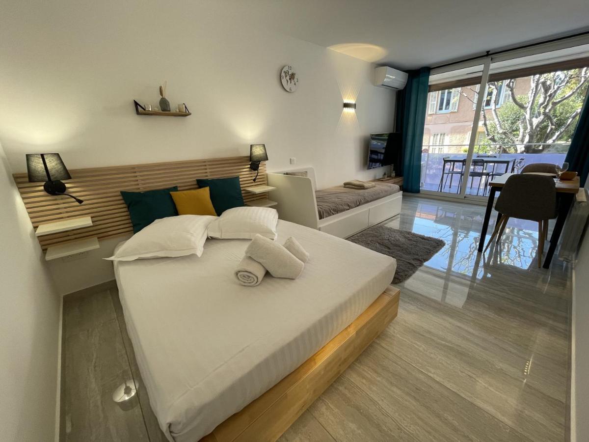 Chaleureux Studio, 200M De La Plage, Parking, Wifi 罗克布吕讷-卡普马丹 外观 照片